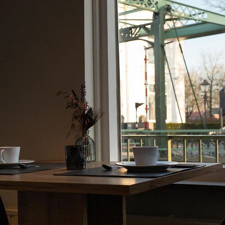 Yep! Slapen Bij De Sluis Bed & Breakfast บลอคเซล ภายนอก รูปภาพ