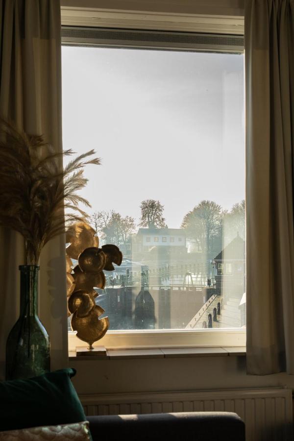 Yep! Slapen Bij De Sluis Bed & Breakfast บลอคเซล ภายนอก รูปภาพ